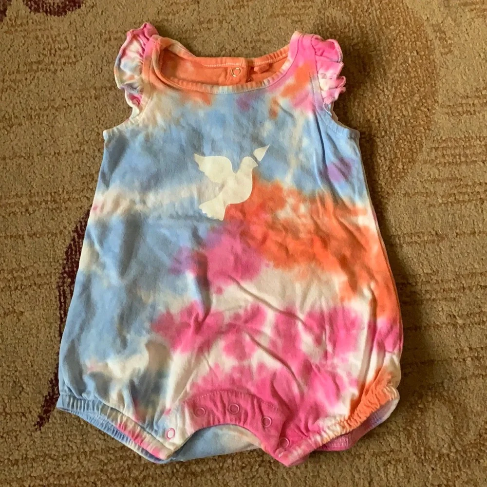 Butter Super Soft Onesie Tie Dye Dove Romper
